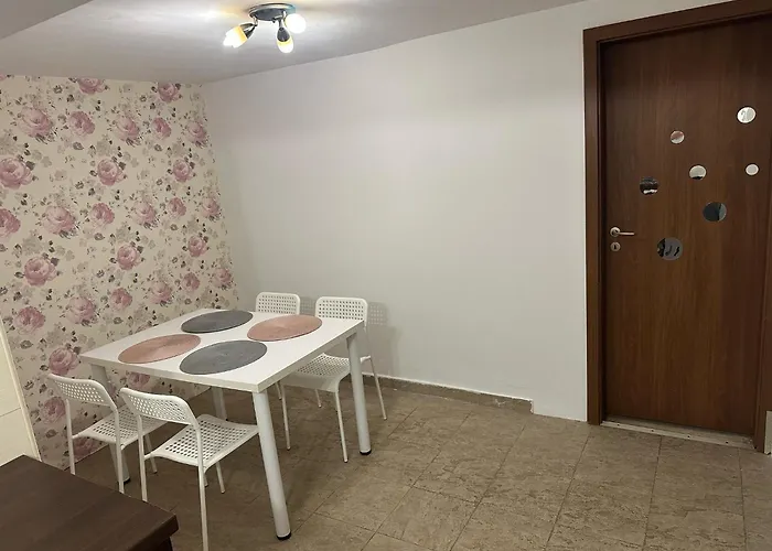 Under The Fig Tree Apartment